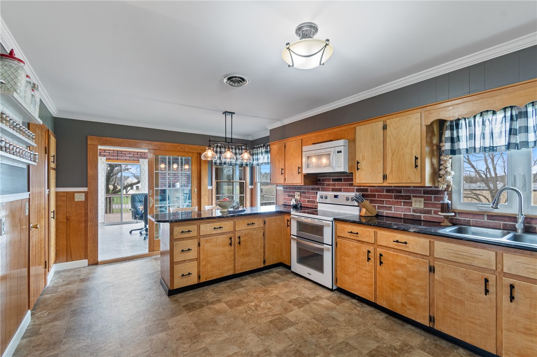 942 Sohn Alloway Road Lyons, NY 14489 - Photo 13 of 50
