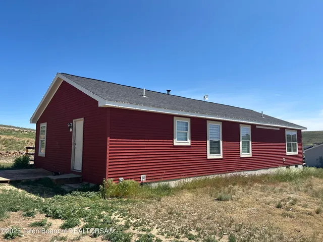 $330,000 | 17 South Sioux Trail, Pinedale, WY 82941