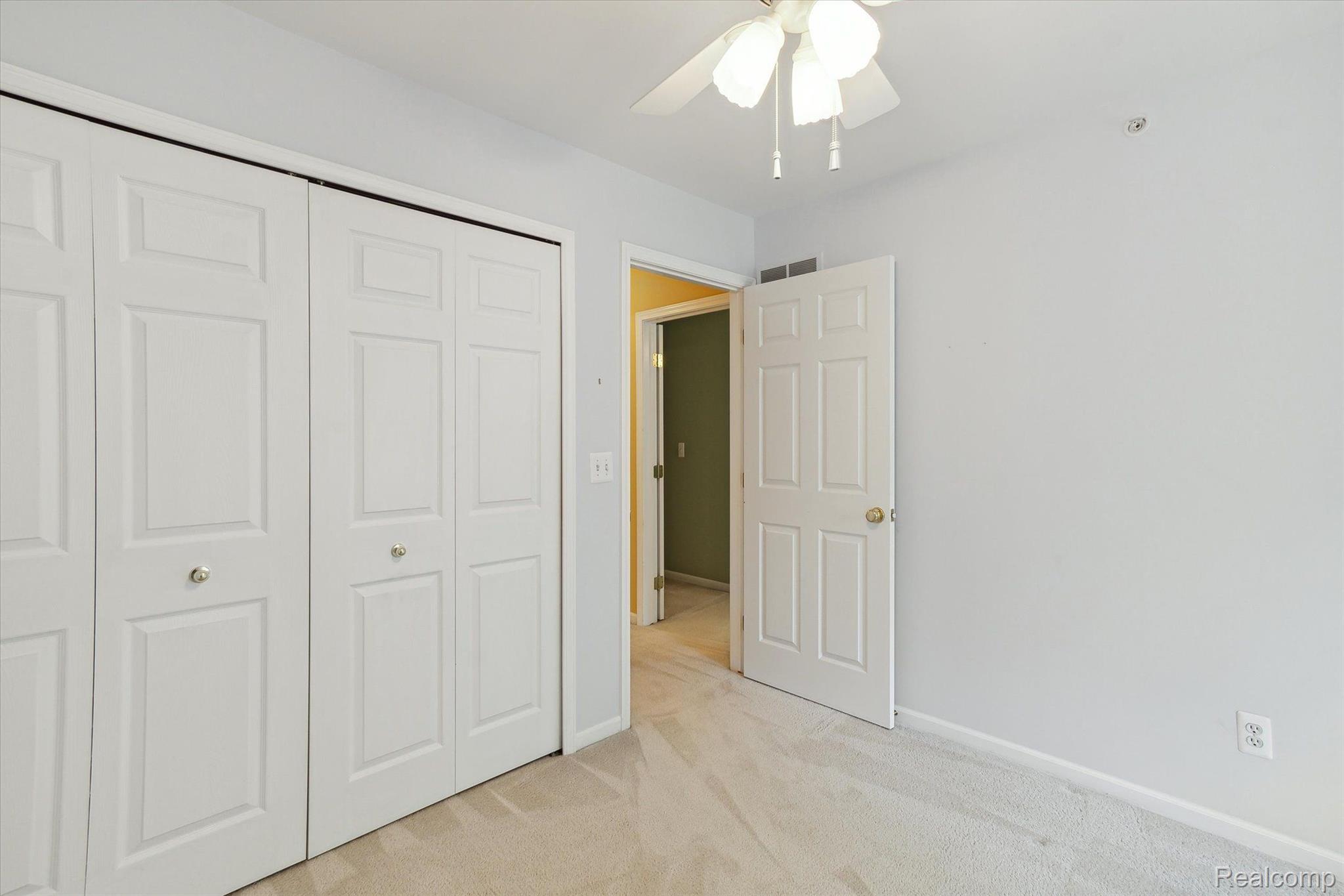 16964 Farmington Road Livonia, MI 48154 - Photo 22 of 38 Gallery Image 22
