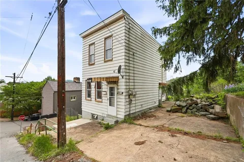 $199,000 | 5405 Kent Way, Pittsburgh, PA 15201
