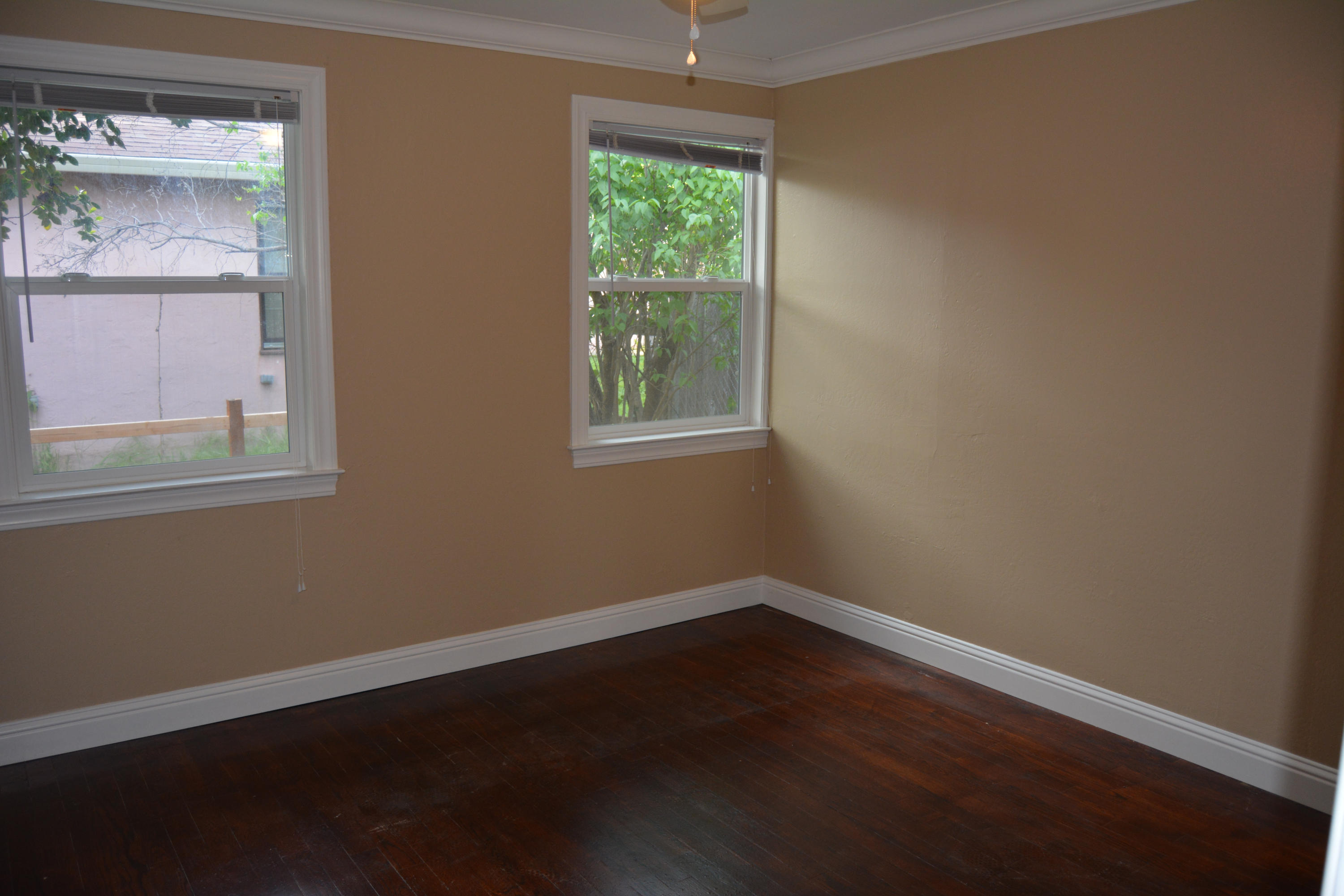 5561 Willow Road Redding, CA 96001 - Photo 14 of 30 Bed 2