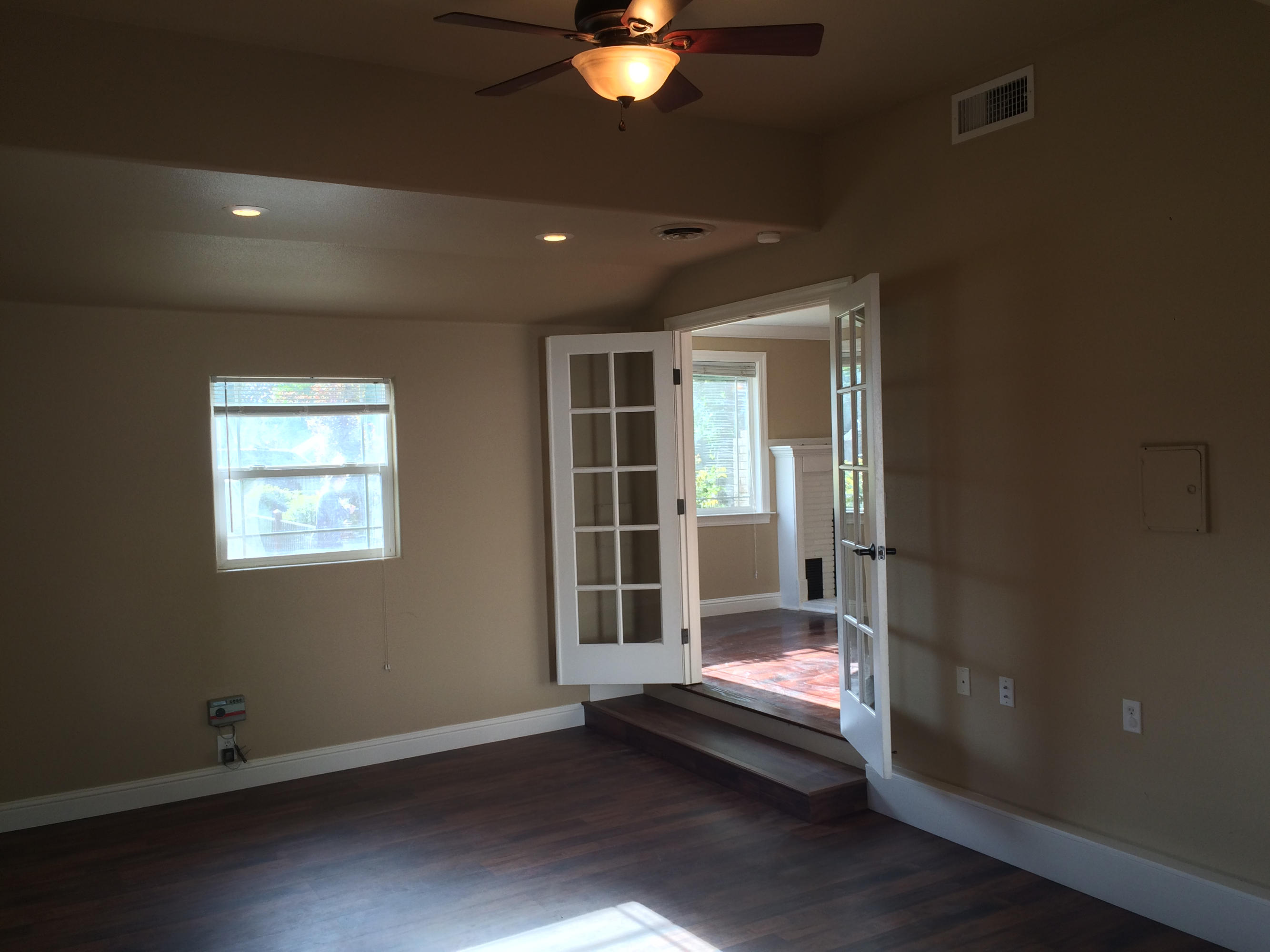 5561 Willow Road Redding, CA 96001 - Photo 10 of 30 French doors into Family room