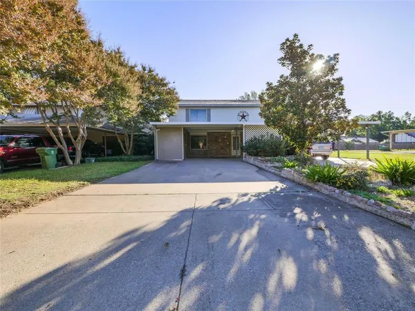 $2,100 | 2113 Fleur De Lis Court, Arlington, TX 76012