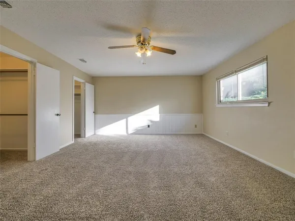 $2,000 | 2113 Fleur De Lis Court, Arlington, TX 76012