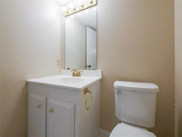 $2,000 | 2113 Fleur De Lis Court, Arlington, TX 76012