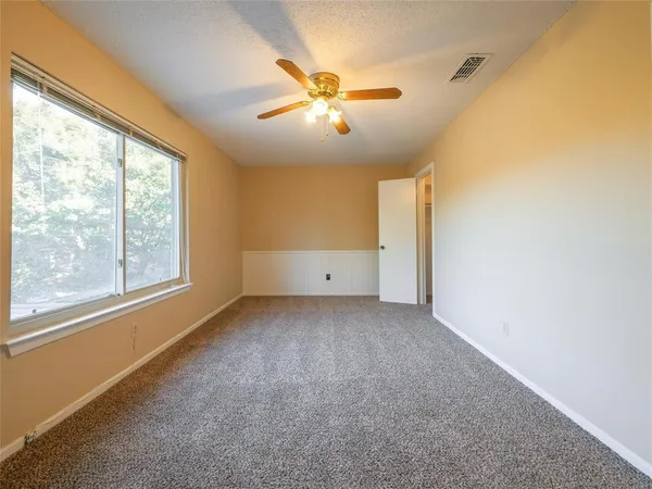 $2,000 | 2113 Fleur De Lis Court, Arlington, TX 76012