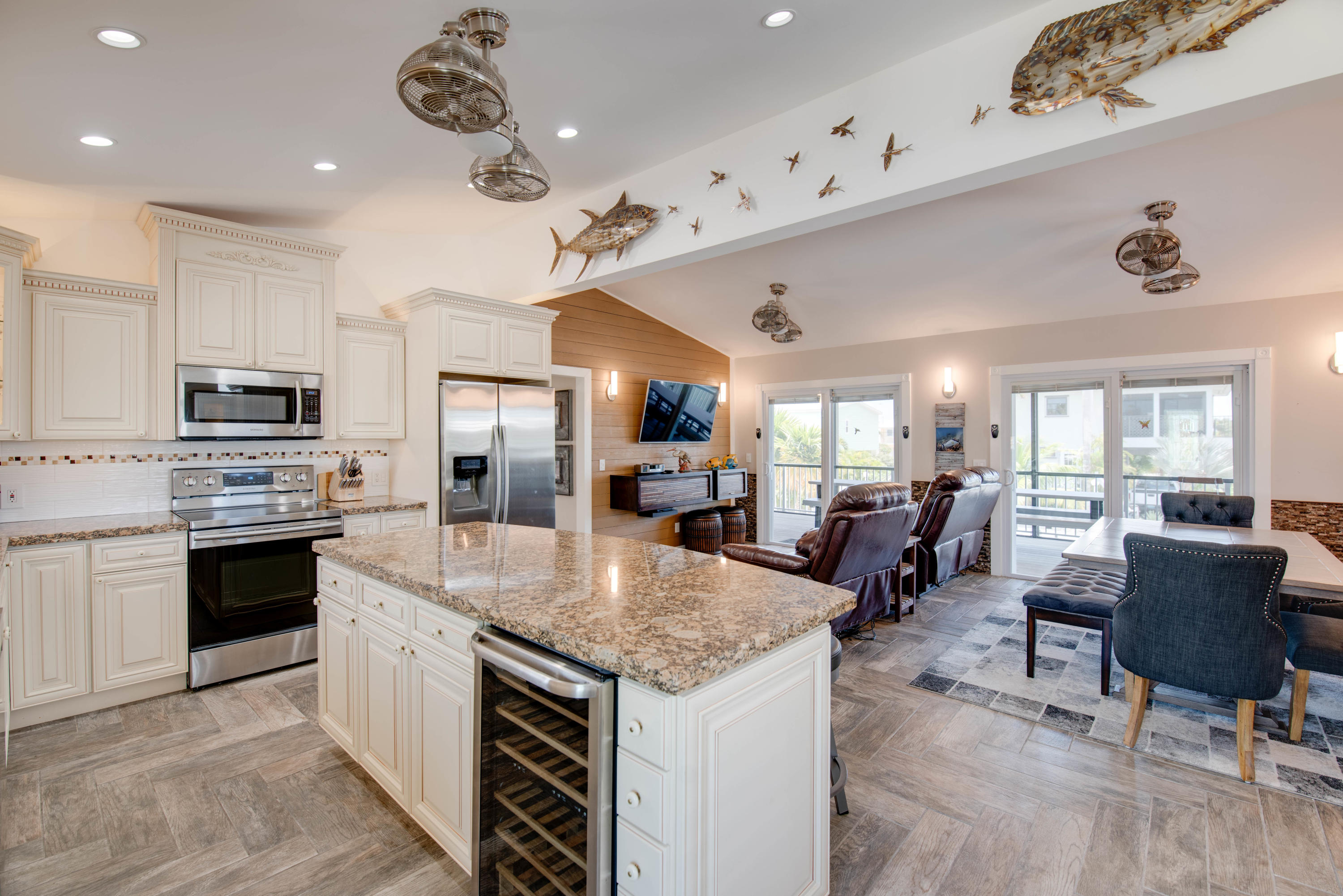 29630 Ranger Avenue Big Pine Key, FL 33043 - Photo 12 of 33 Kitchen