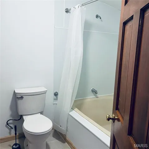 $1,800 | 6476 Hackberry Drive, French Village, MO 63036