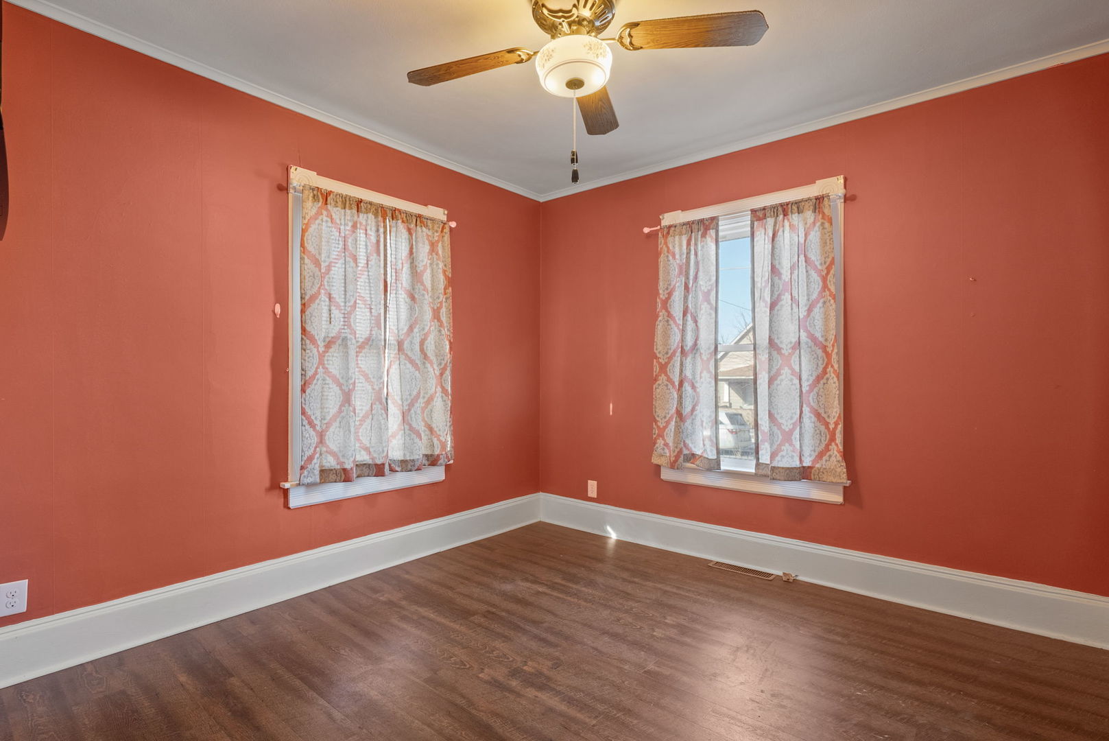 162 6th Avenue Moline, IL 61265 - Photo 8 of 20