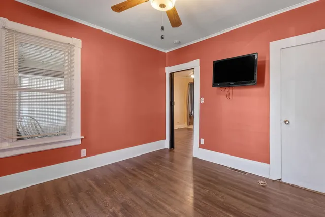 $75,000 | 162 6th Avenue, Moline, IL 61265