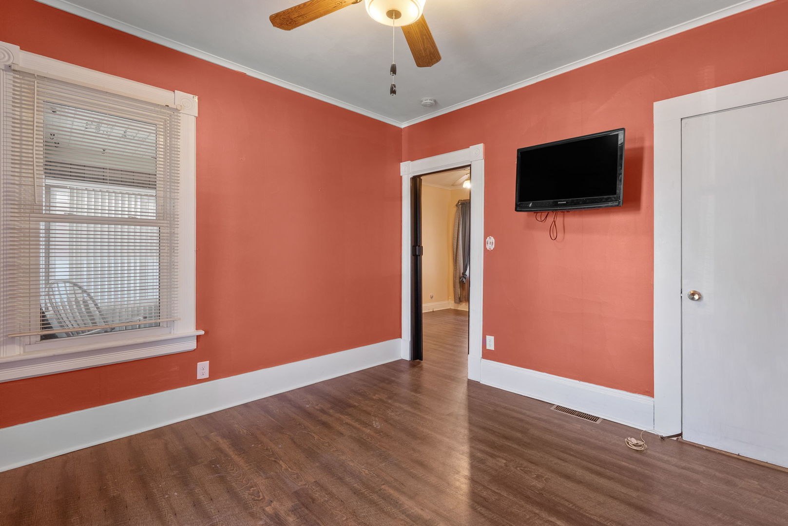 162 6th Avenue Moline, IL 61265 - Photo 9 of 20