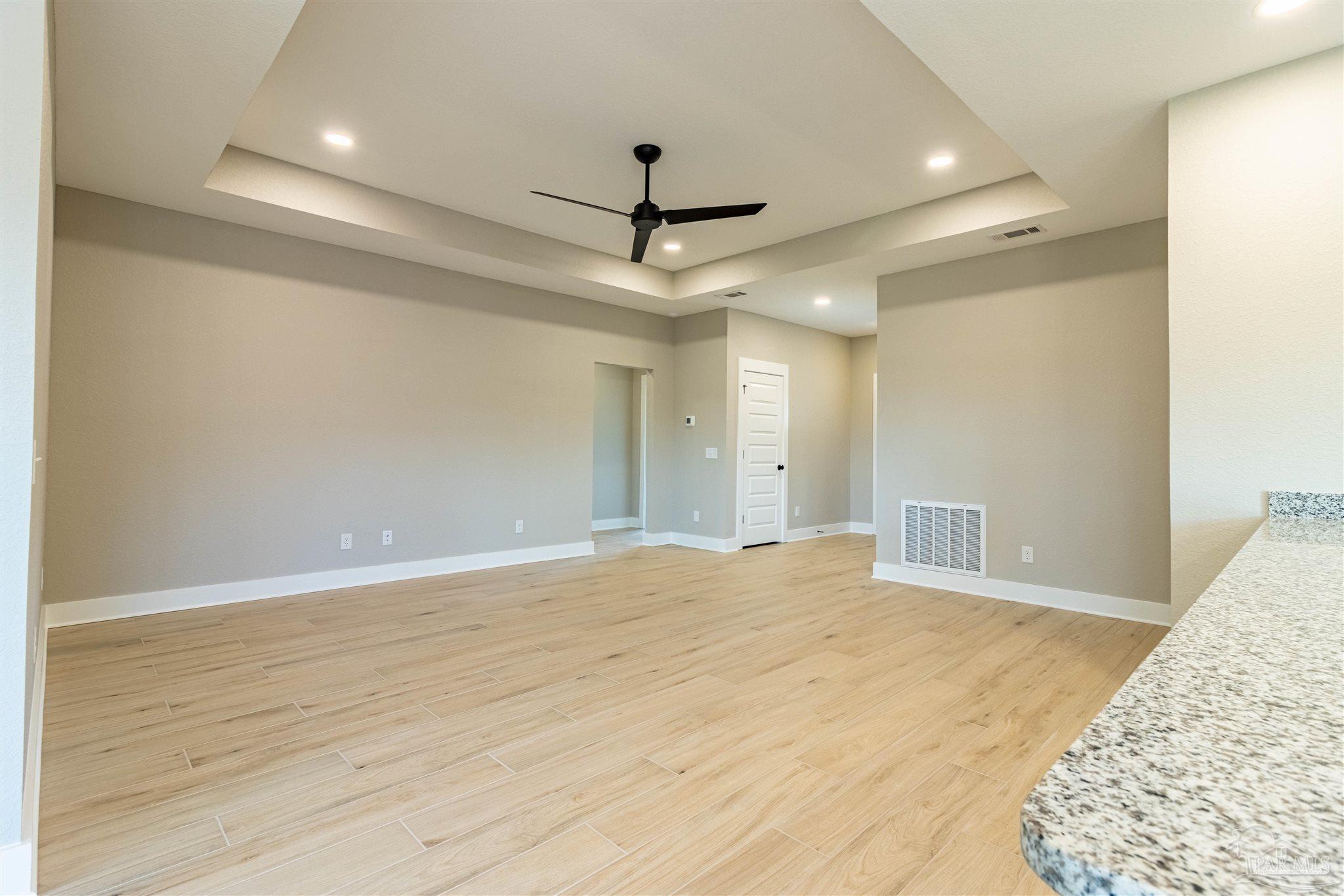 7727 Piper Circle Milton, FL 32583 - Photo 8 of 42