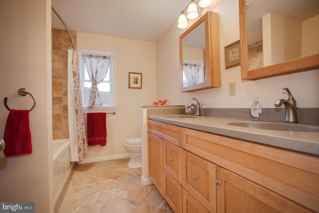 5676 Erly Road Elliottsburg, PA 17024 - Photo 10 of 20 Gallery Image 10