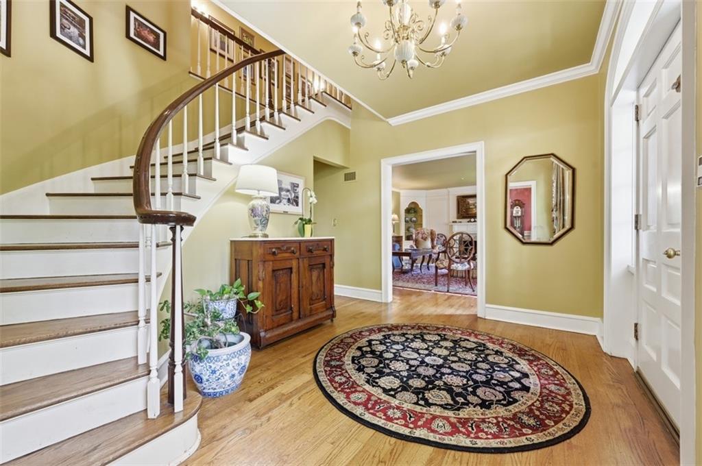 144 Springhouse Lane Pittsburgh, PA 15238 - Photo 3 of 49 Interior Entry Foyer