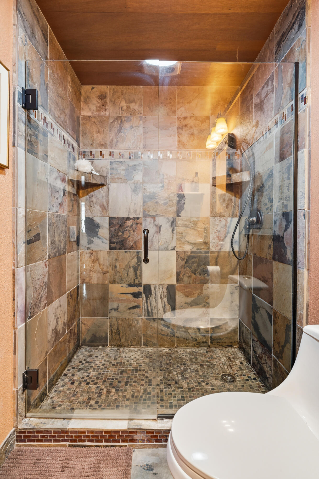 7141 Goose Chase Road Shingletown, CA 96088 - Photo 43 of 62 Main Bathroom 3