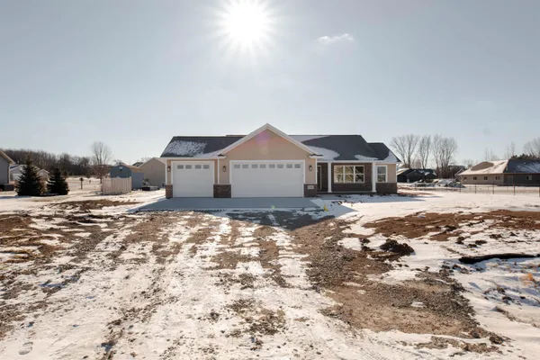 $419,900 | 5289 Cornhusk Lane, Omro, WI 54963