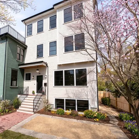 $3,985,000 | 18 Clinton Street, Unit A, Cambridge, MA 02139