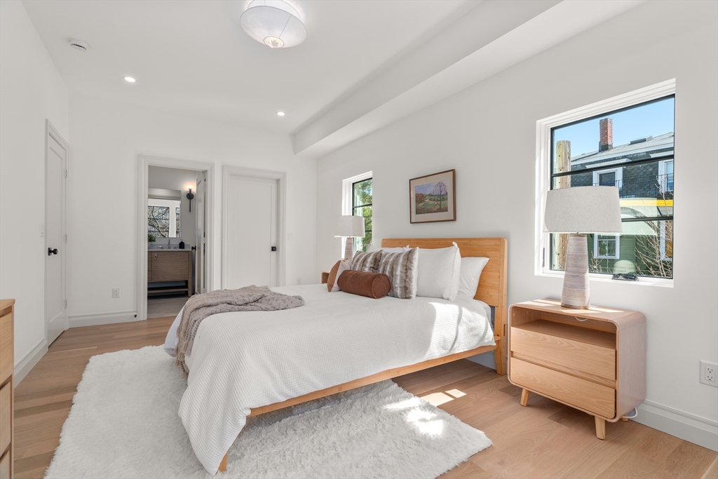 18 Clinton Street, Unit A Cambridge, MA 02139 - Photo 11 of 28