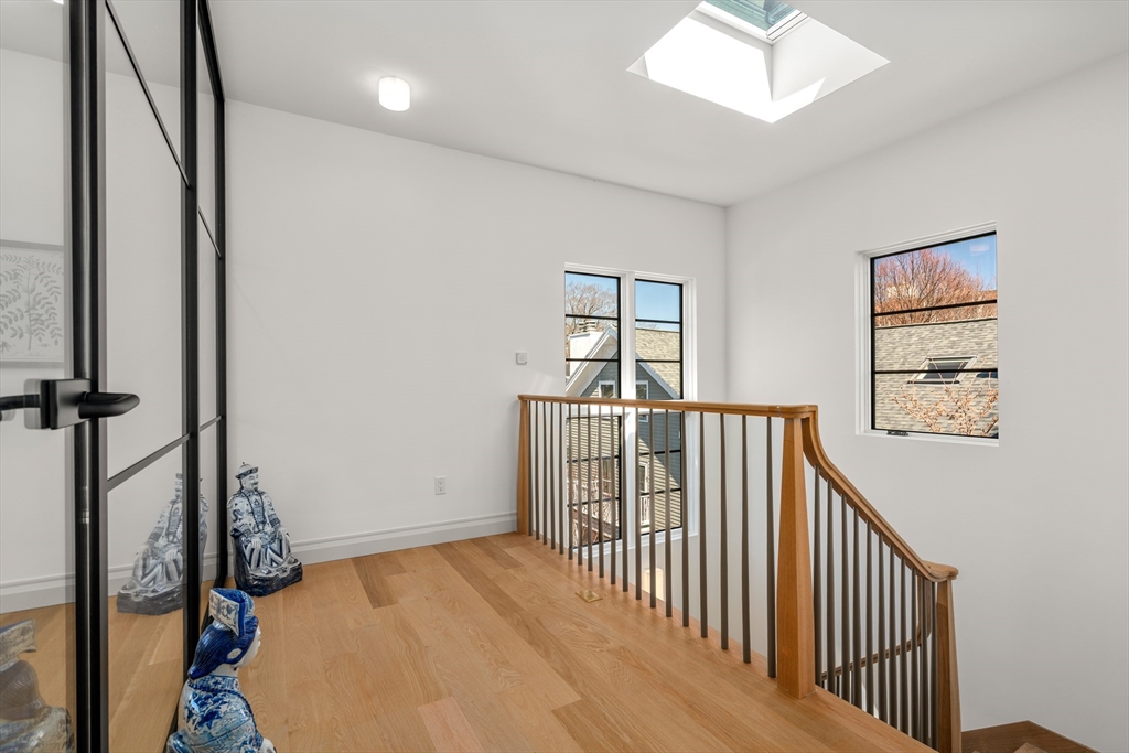 18 Clinton Street, Unit A Cambridge, MA 02139 - Photo 15 of 28