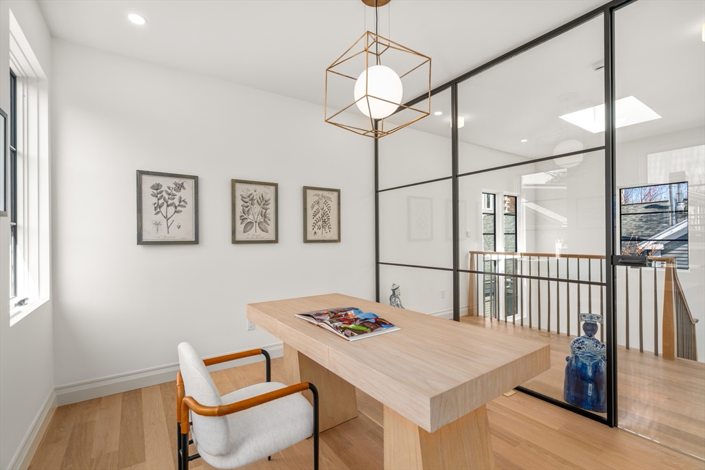 18 Clinton Street, Unit A Cambridge, MA 02139 - Photo 16 of 28