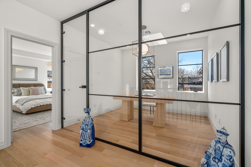 18 Clinton Street, Unit A Cambridge, MA 02139 - Photo 17 of 28