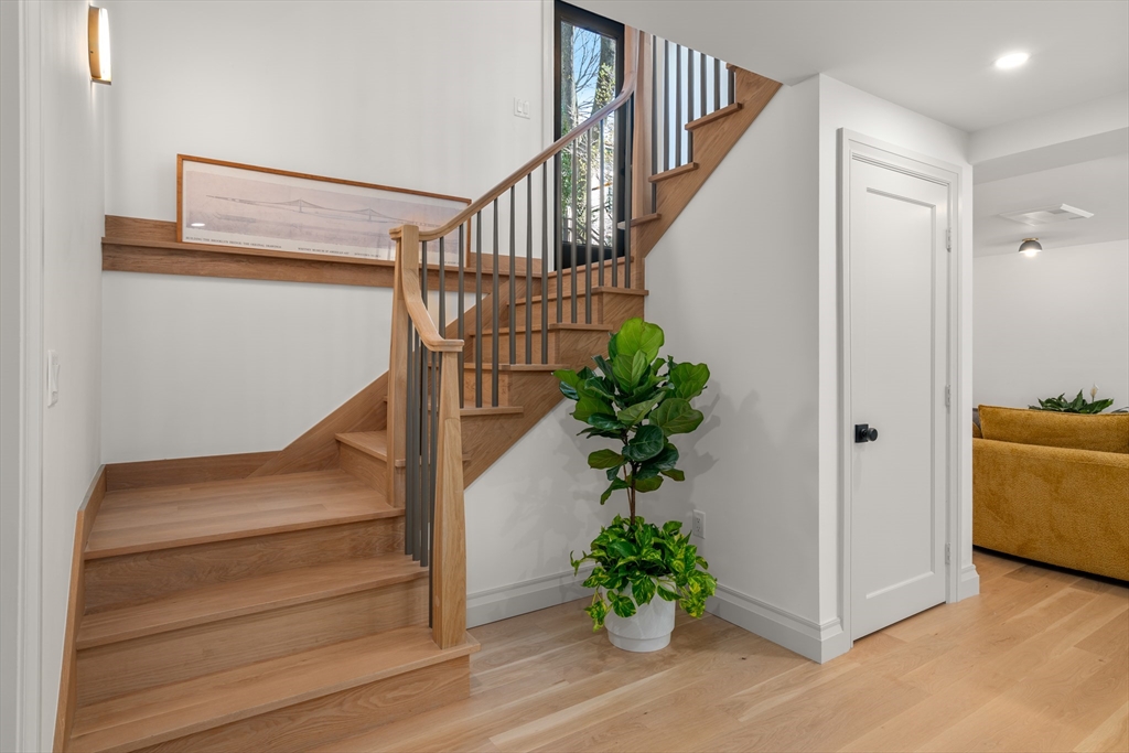 18 Clinton Street, Unit A Cambridge, MA 02139 - Photo 20 of 28