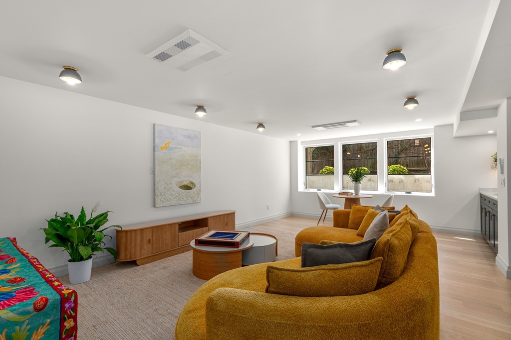 18 Clinton Street, Unit A Cambridge, MA 02139 - Photo 22 of 28