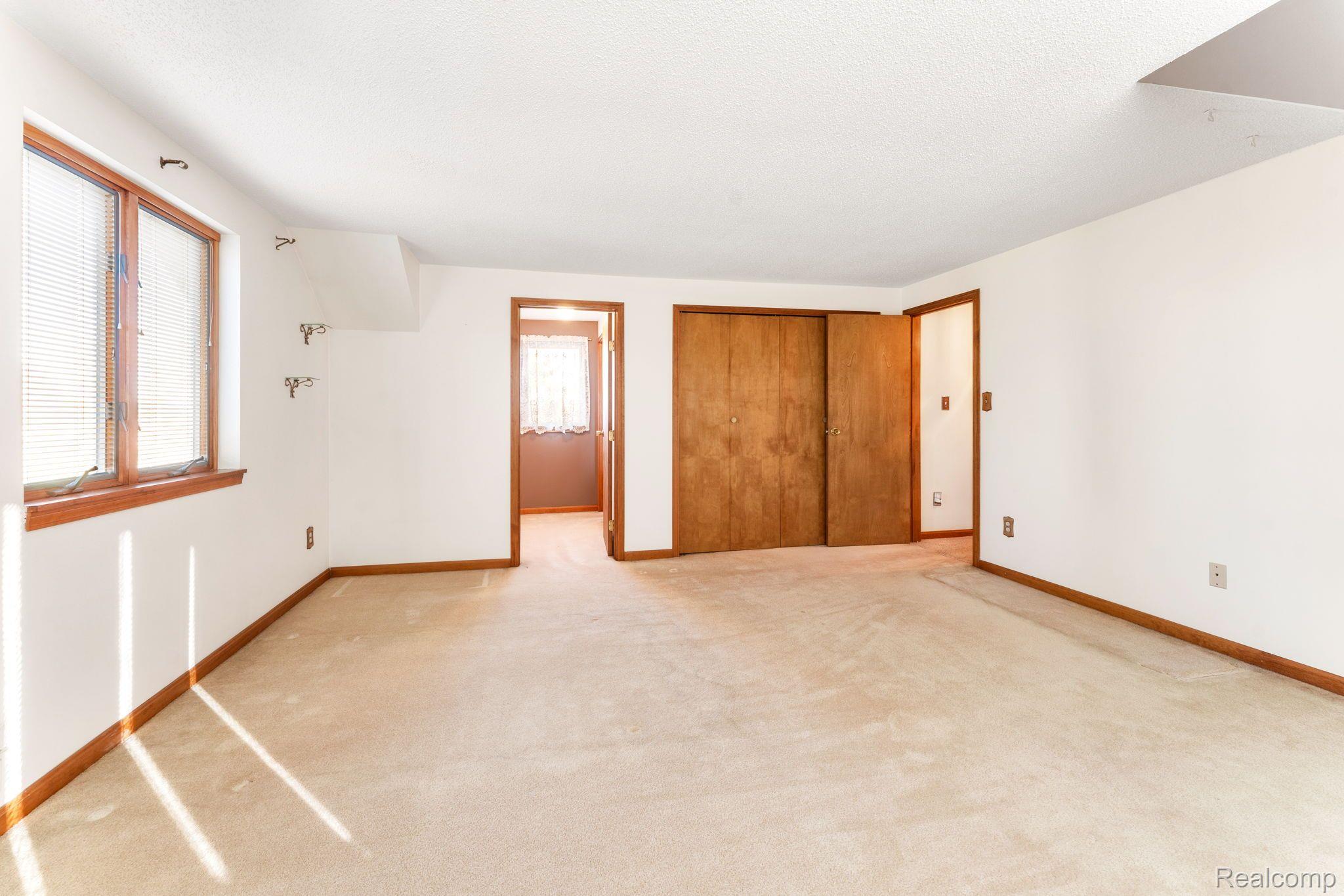 9212 West Albain Road Ida, MI 48140 - Photo 31 of 46 MASTER BEDROOM