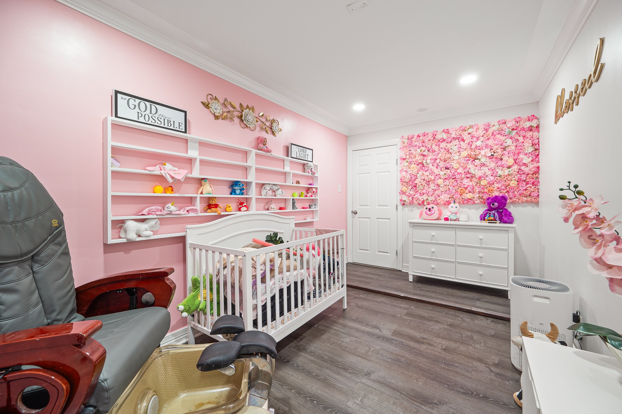 3823 Shadow Trail Houston, TX 77084 - Photo 12 of 29 a bedroom with furniture and a window