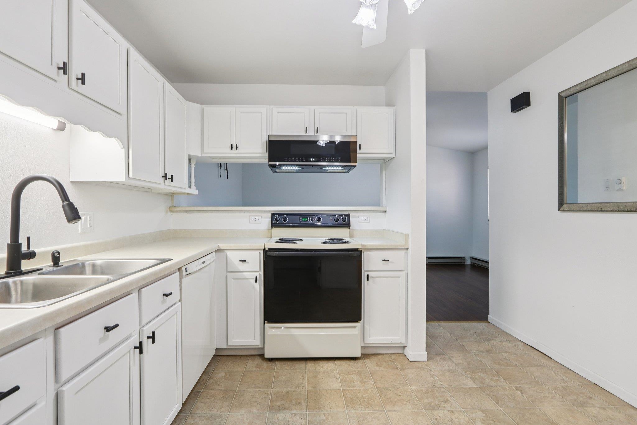 703 Kottke Drive Madison, WI 53719 - Photo 8 of 23