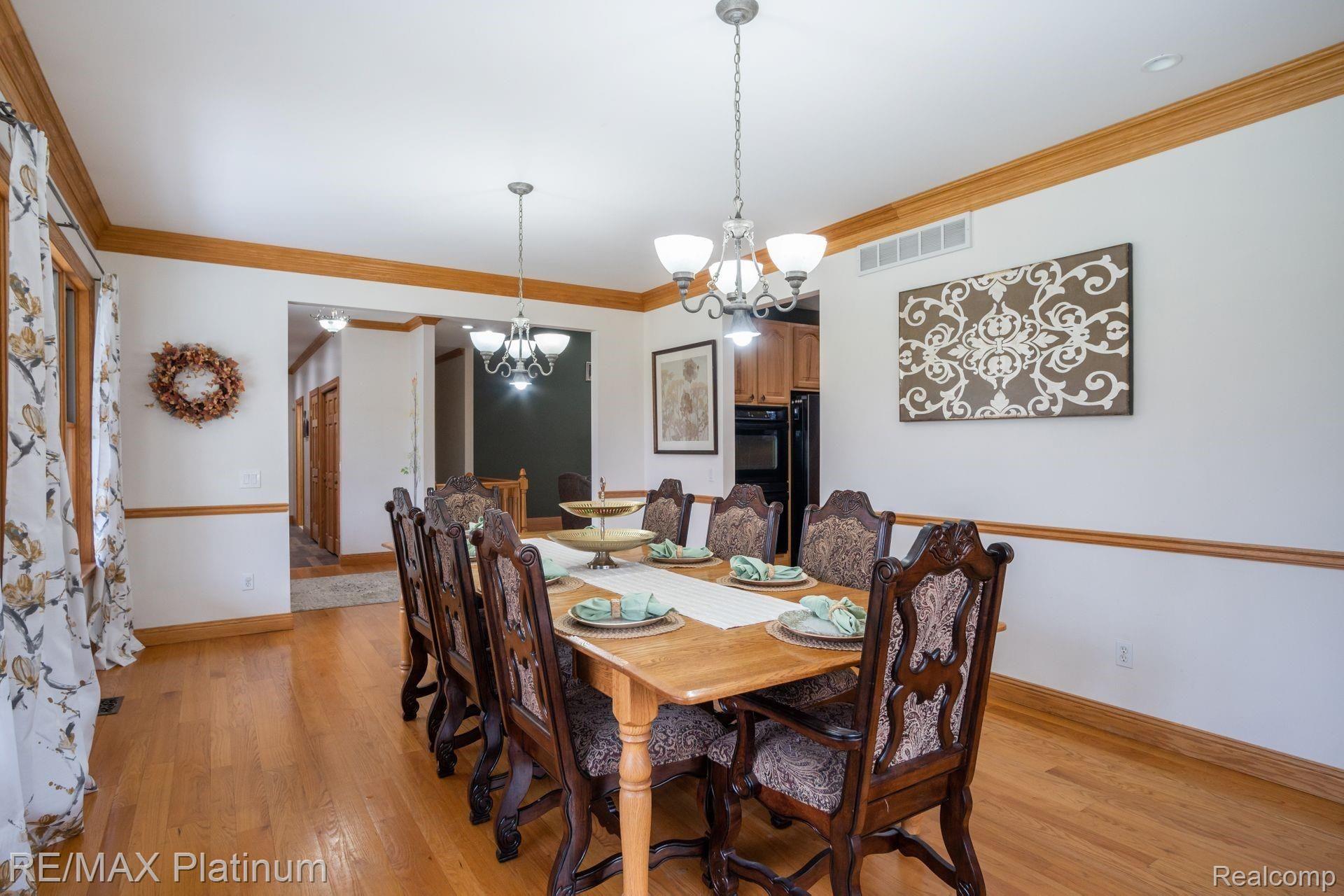 3803 Norton Road Howell, MI 48843 - Photo 14 of 68 3803 Norton Dining