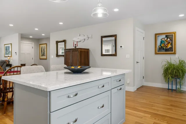 $610,000 | 8 Mulberry Lane, Epping, NH 03042