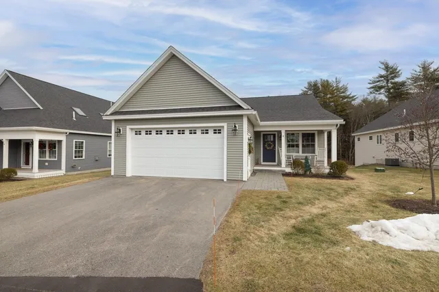 $610,000 | 8 Mulberry Lane, Epping, NH 03042