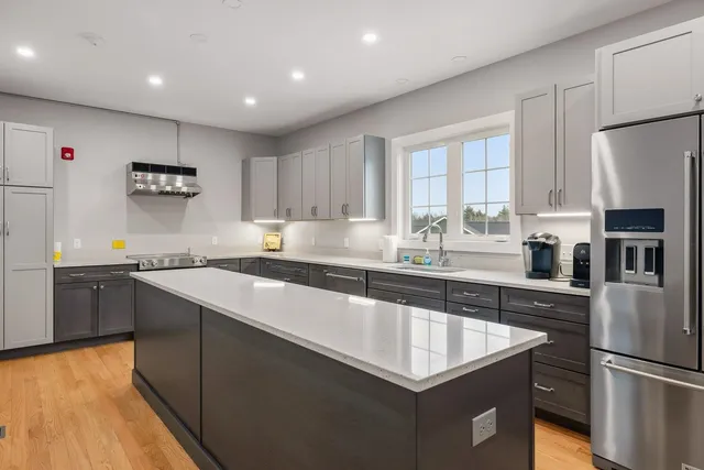 $610,000 | 8 Mulberry Lane, Epping, NH 03042