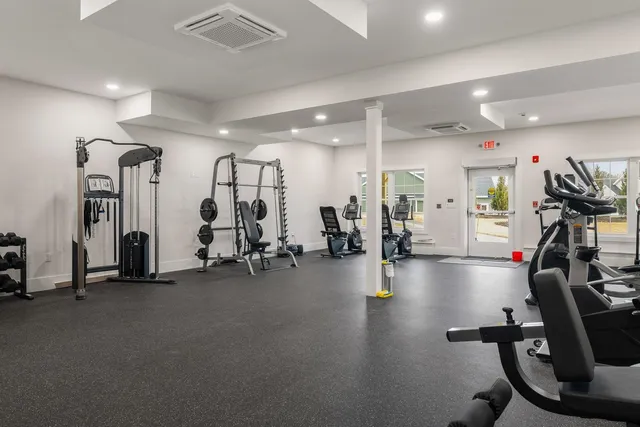 $610,000 | 8 Mulberry Lane, Epping, NH 03042