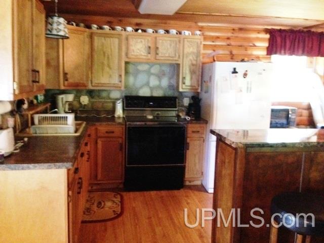 209 Noren Road Iron River, MI 49935 - Photo 9 of 21 Gallery Image 9
