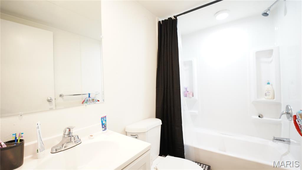 202 Winfield Street Bloomfield, MO 63825 - Photo 10 of 13