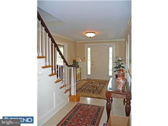 640 Georgetown Road Glen Mills, PA 19342 - Photo 4 of 12 Foyer