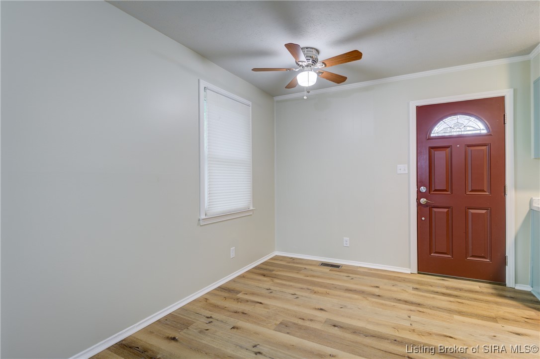 923 Assembly Road Jeffersonville, IN 47130 - Photo 12 of 24 Gallery Image 12