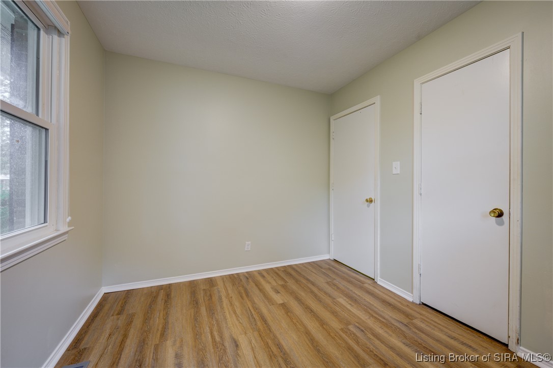 923 Assembly Road Jeffersonville, IN 47130 - Photo 17 of 24 Gallery Image 17