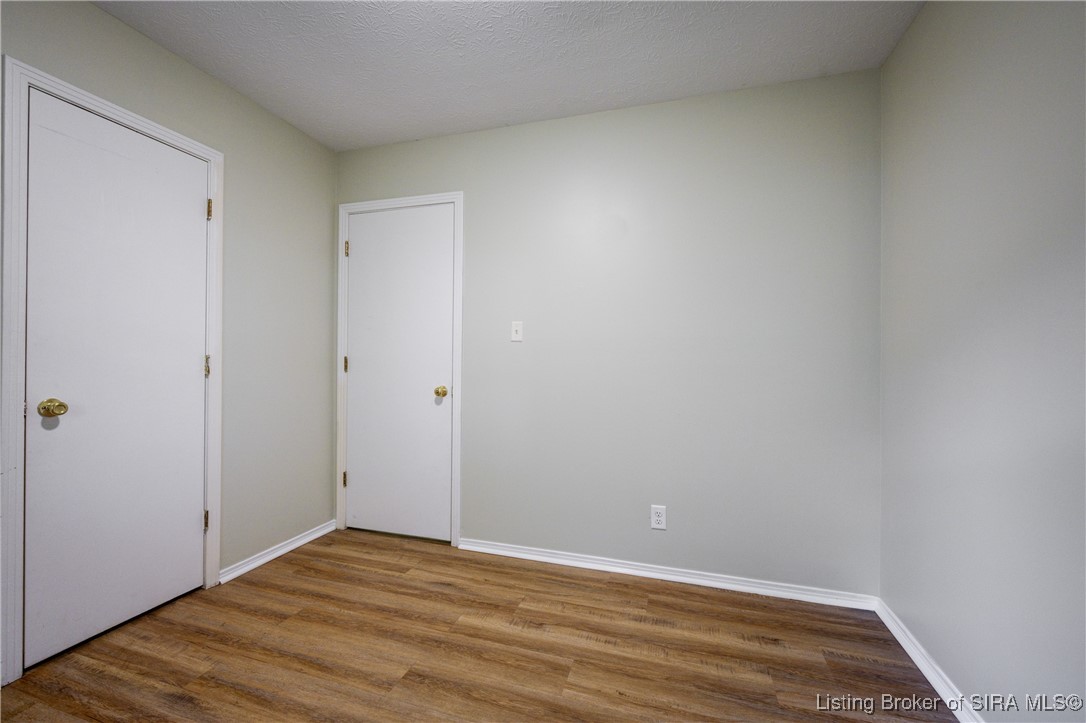 923 Assembly Road Jeffersonville, IN 47130 - Photo 19 of 24 Gallery Image 19