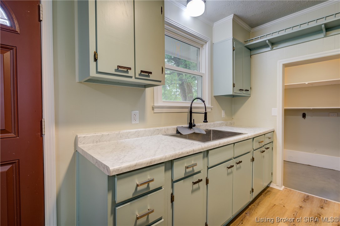 923 Assembly Road Jeffersonville, IN 47130 - Photo 10 of 24 Gallery Image 10