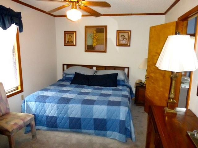 118 Fredonia Road Manchester, TN 37355 - Photo 13 of 18 Upstairs bedroom #2