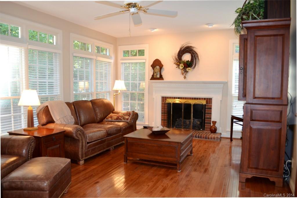 113 Sardis Pointe Road Matthews, NC 28105 - Photo 3 of 22 Gallery Image 3