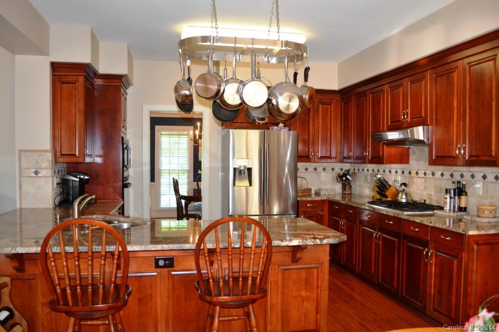 113 Sardis Pointe Road Matthews, NC 28105 - Photo 4 of 22 Gallery Image 4