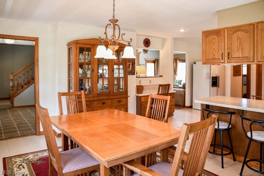 2555 Fixler Road Wadsworth, OH 44281 - Photo 8 of 35 Dining room over looking entryway.