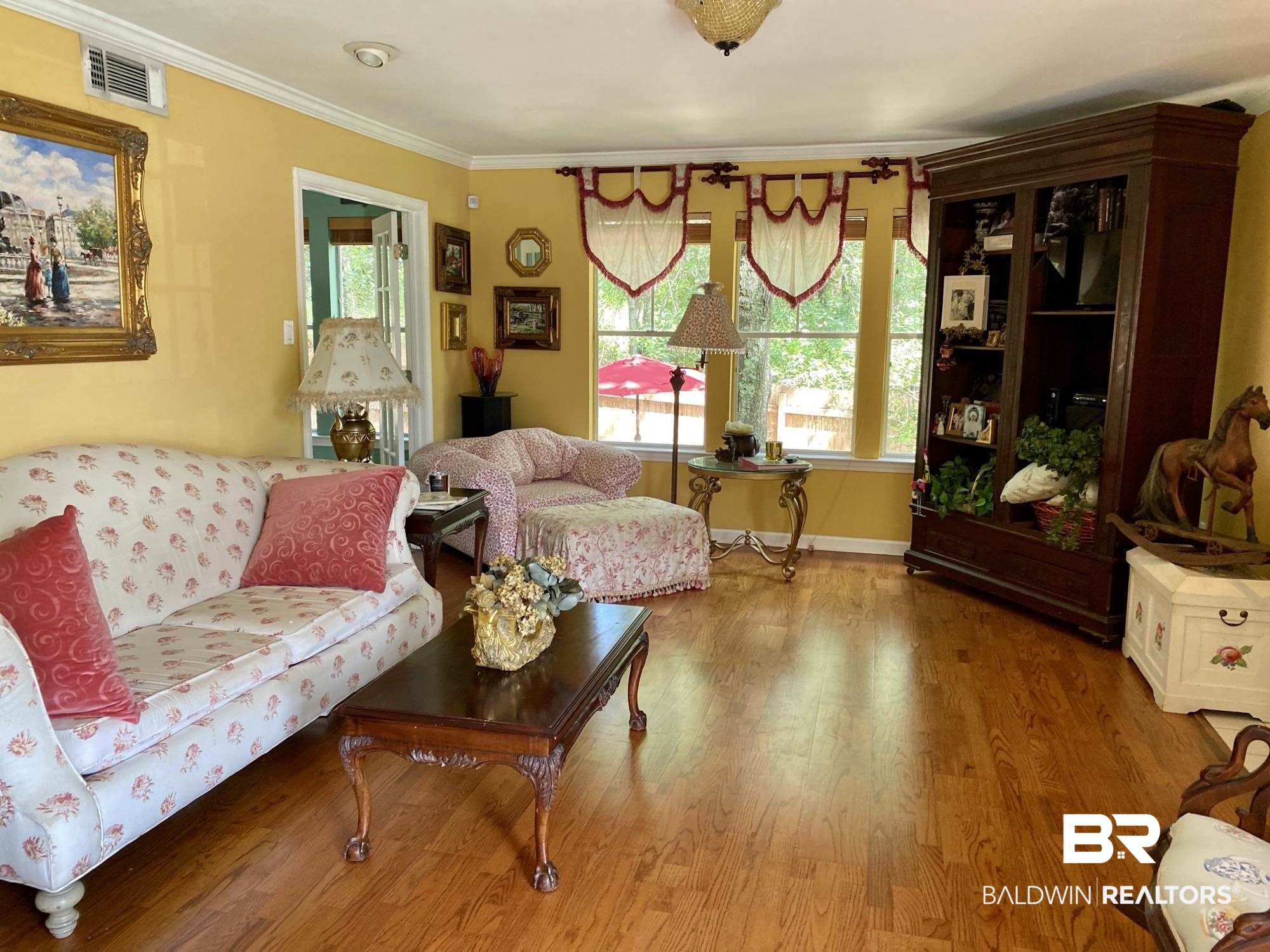 4405 Monarch Drive North Mobile, AL 36609 - Photo 3 of 31