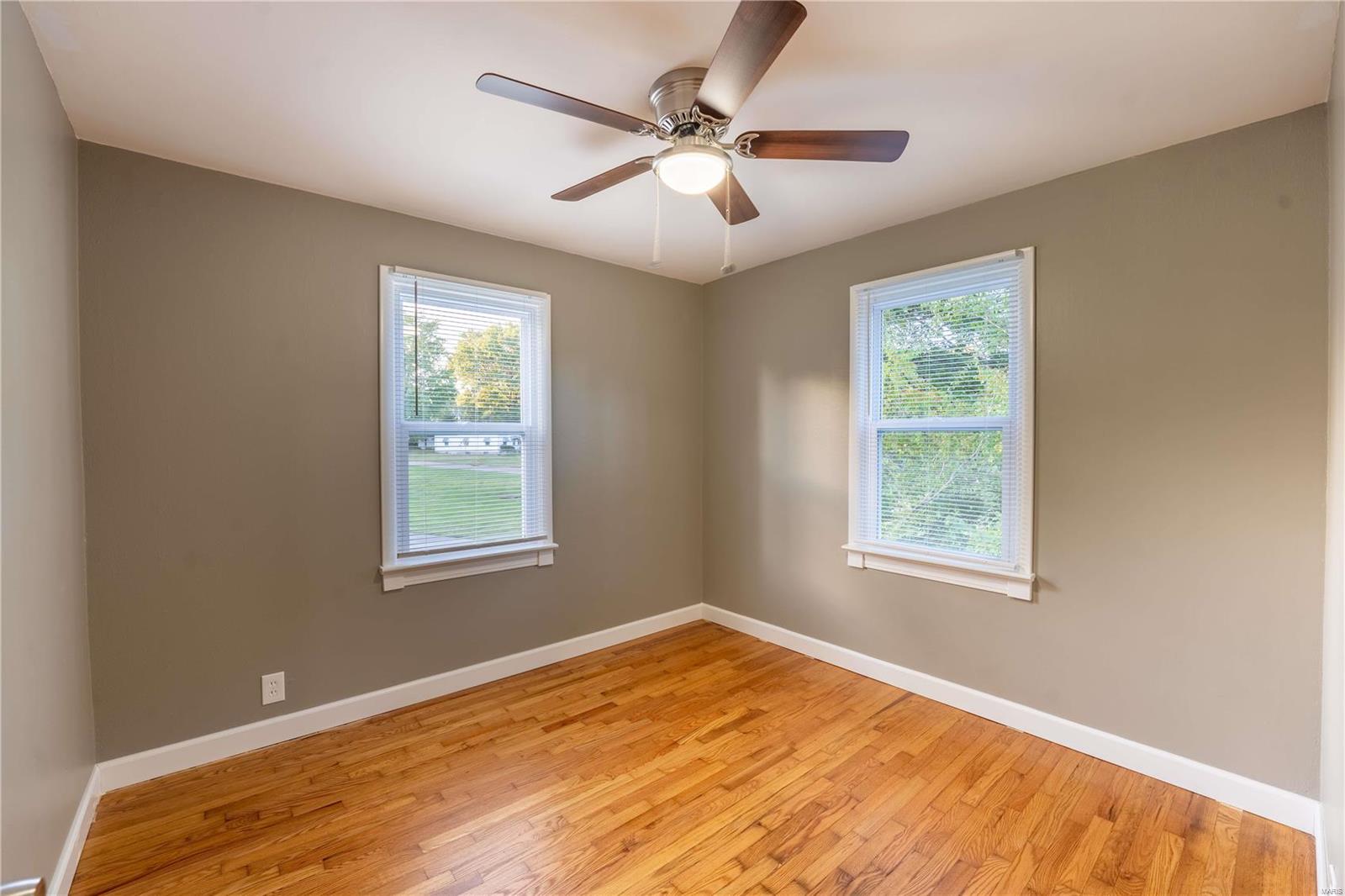 7751 Mallard Drive St. Louis, MO 63133 - Photo 9 of 15