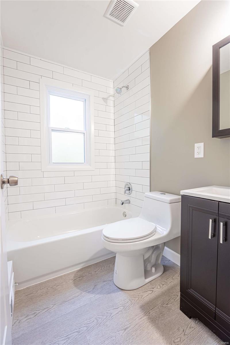 7751 Mallard Drive St. Louis, MO 63133 - Photo 10 of 15