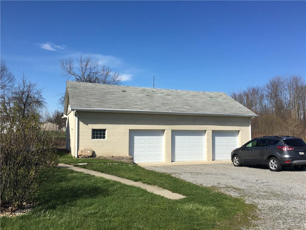 2928 State Road New Castle, PA 16101 - Photo 2 of 13